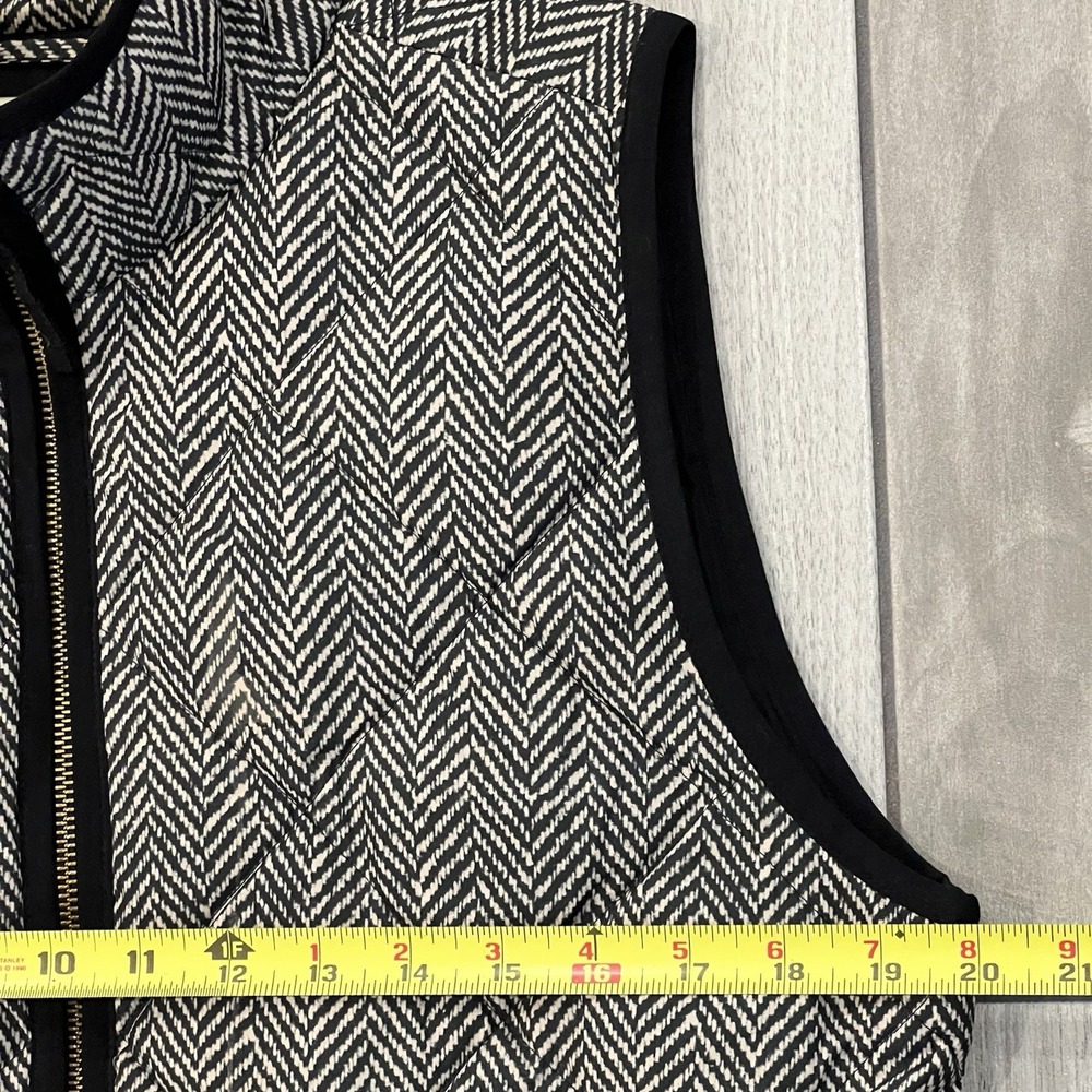 J.Crew Quilted Down Vest Womens  Herringbone Preppy Americana Layering Classic - Picture 5 of 6